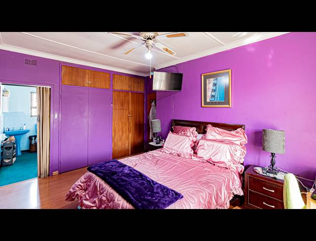 3 BEDROOM HOUSE FOR SALE IN LEONDALE